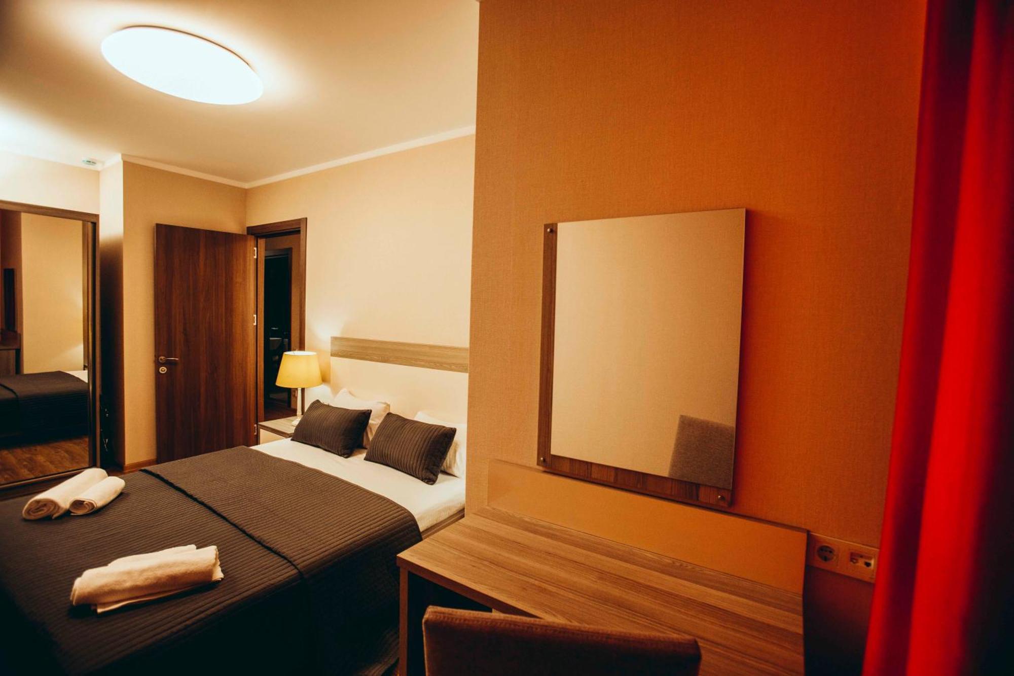 Holiday Lux Tower Batumi Habitación foto